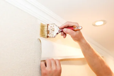 Pose de papier peint à la Bazoge-Montpinçon — revêtements muraux et toiles de verre